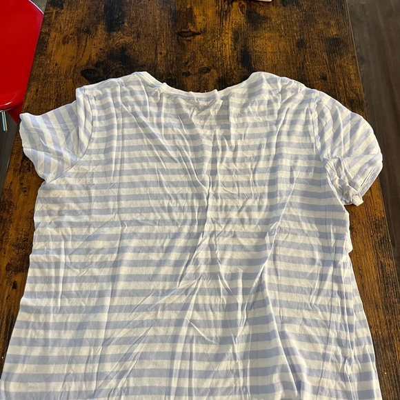 Loose T-shirt. Gently worn. Garage. - Picture 2 of 2